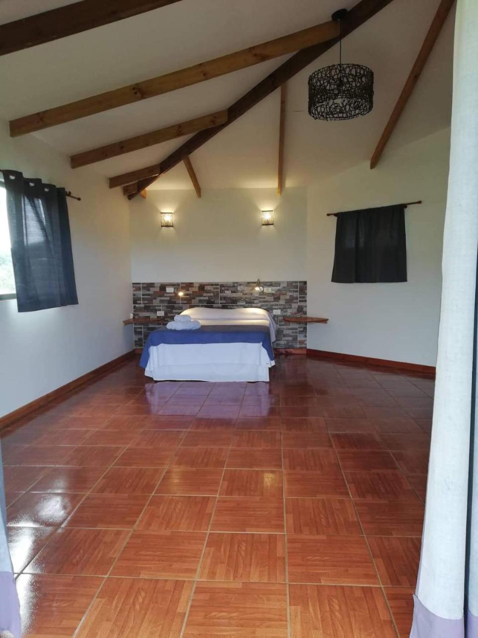 Hotel Atavai Hanga Roa Exterior foto